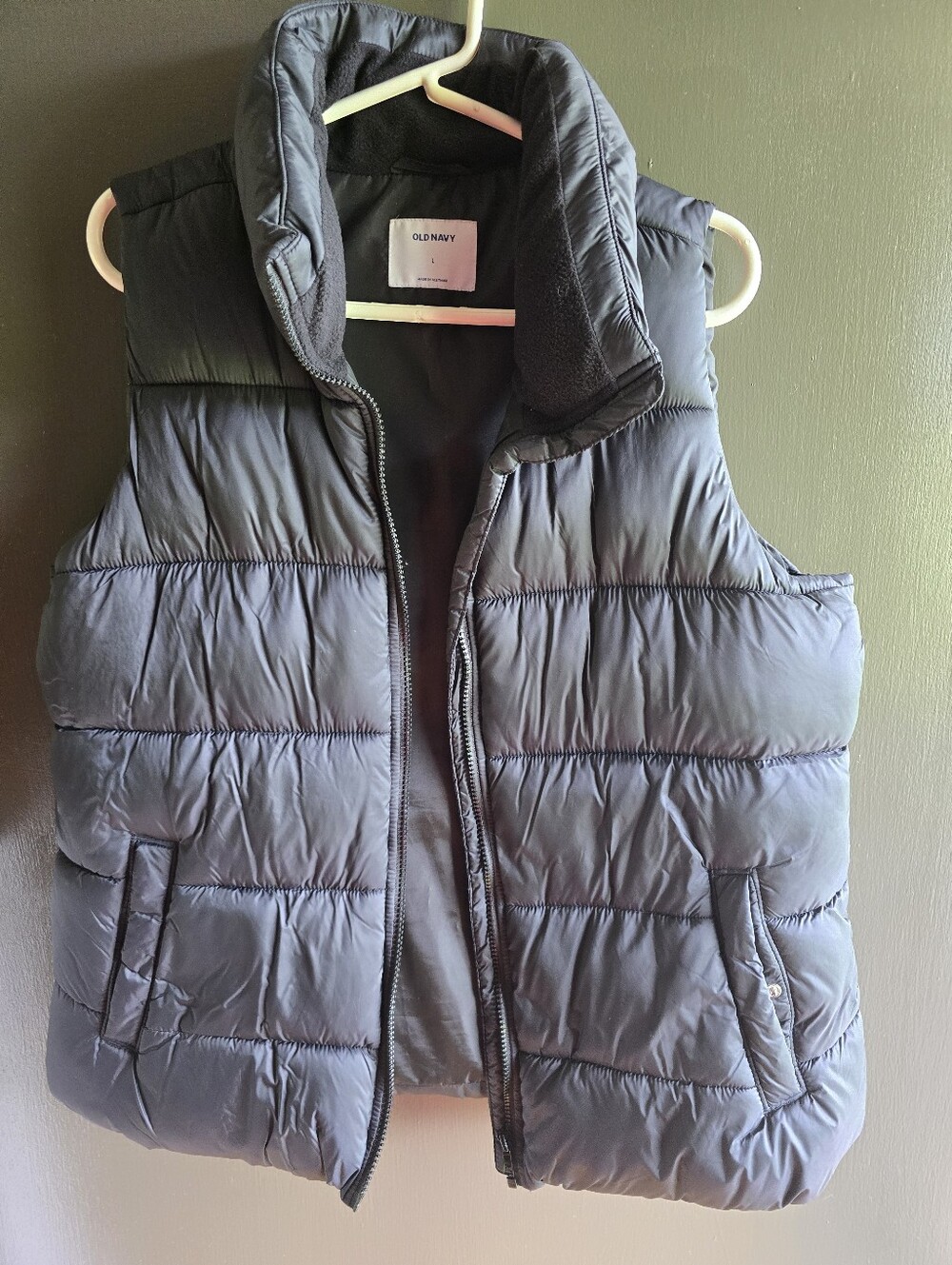 Old Navy Navy Quilted Puffer Vest